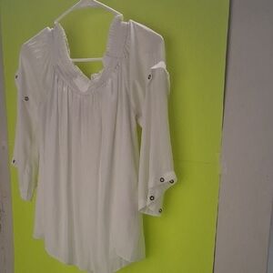 Jennifer Lopez White Off-Shoulder Peasant Blouse with Button Tabs